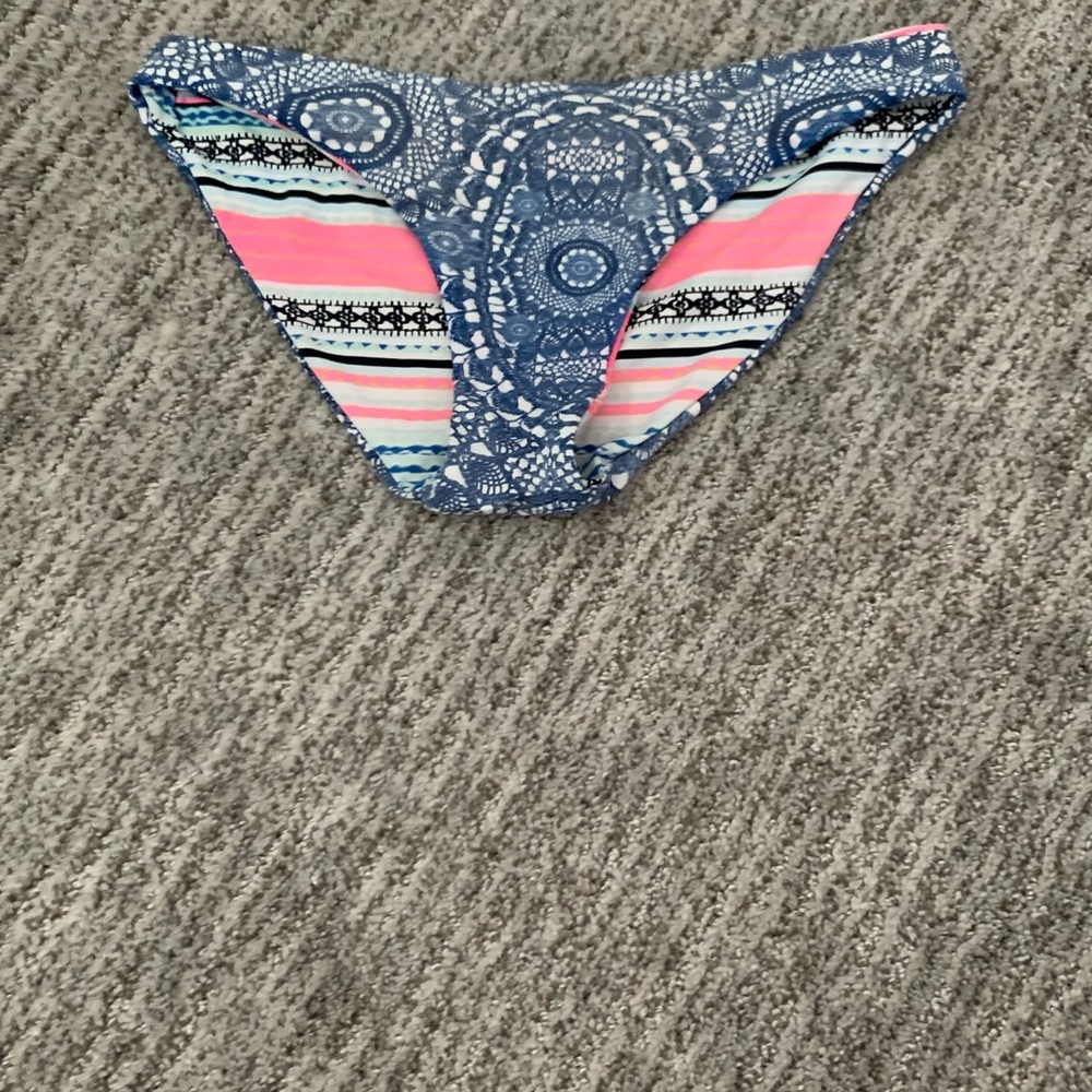 reversible bikini bottoms